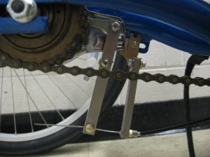 Figure 1b: close up of the extended lever arm for rear band brakes